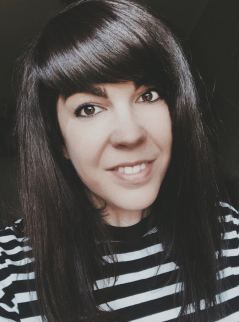 Profile picture for user Lili Fejes-Vékássy