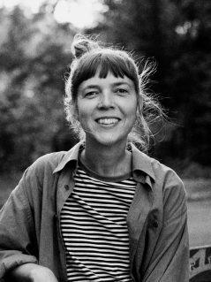 Profile picture for user Justine Kohl